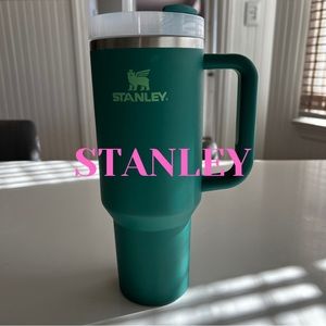 STANLEY THE QUENCHER H2.0 FLOWSTATE™ TUMBLER | 40 OZ